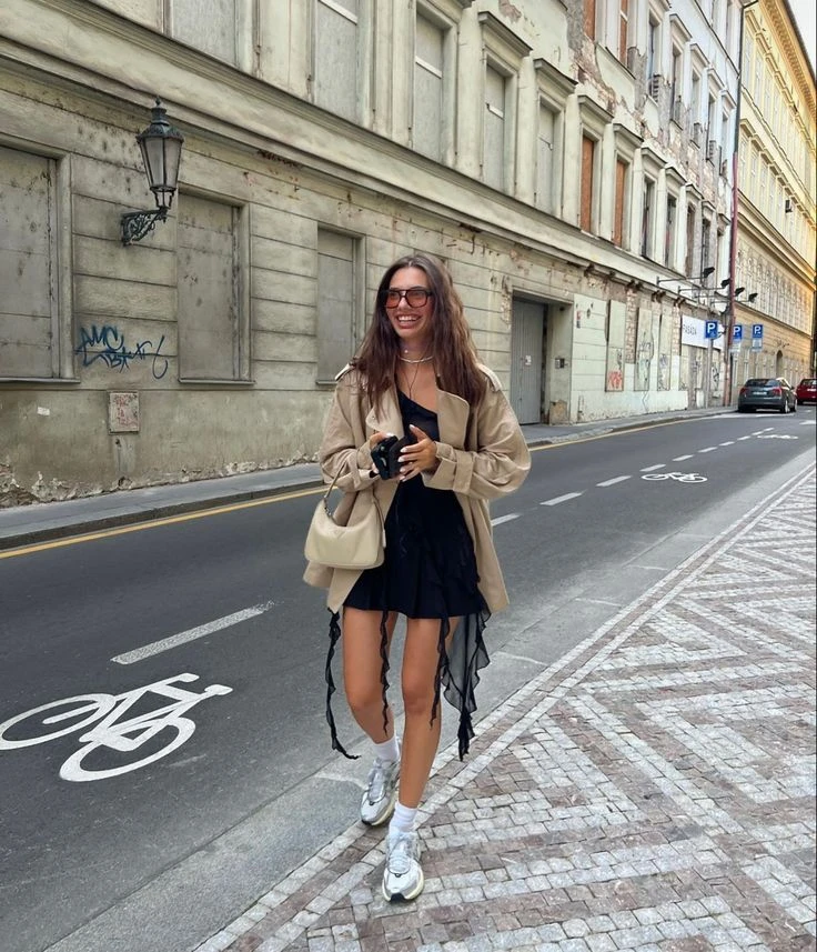 Guía de estilo: cómo sumar las zapatillas de diseño técnico a tus looks de todos los días 