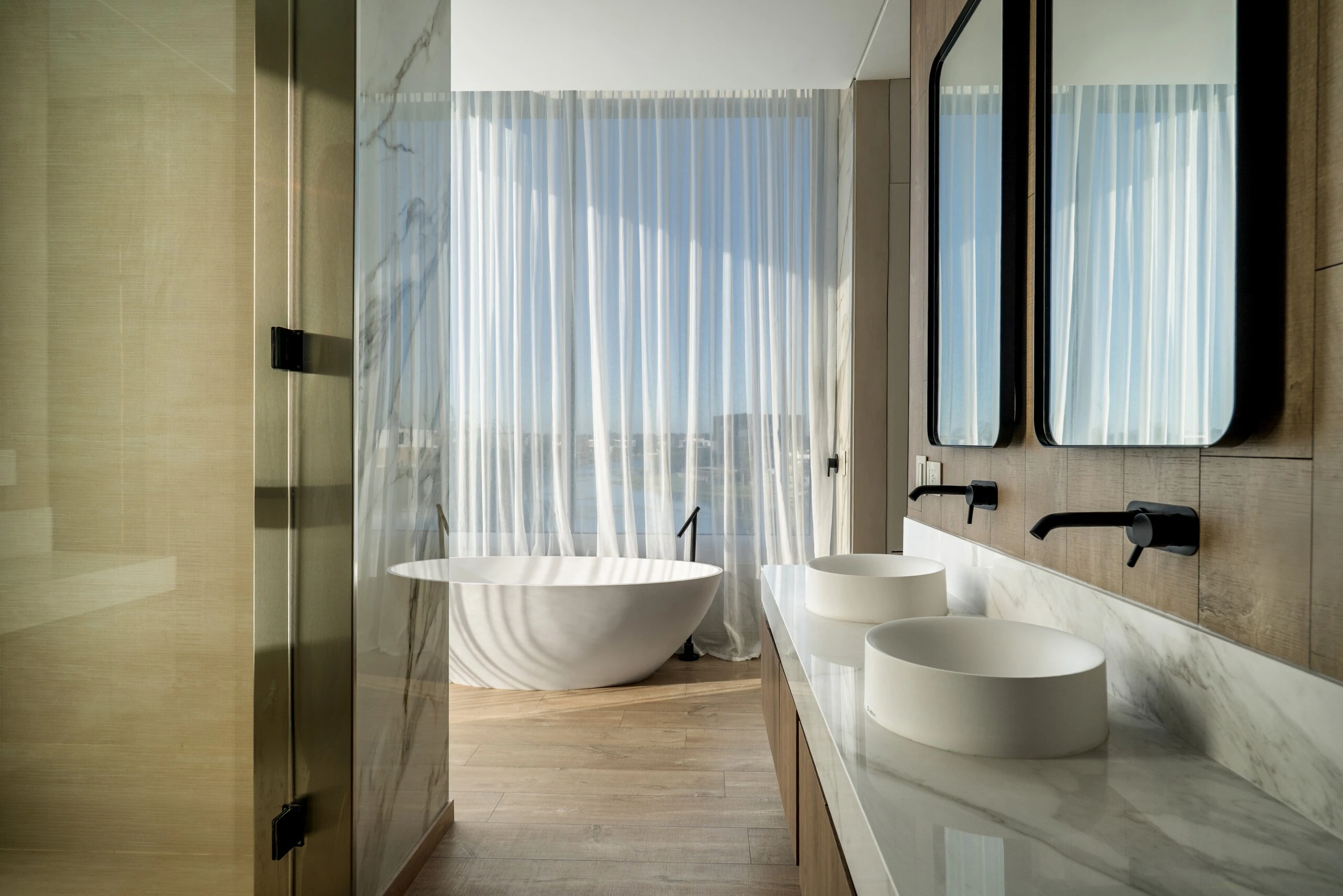 La luz natural, clave en la composición de cada ambiente de la casa.