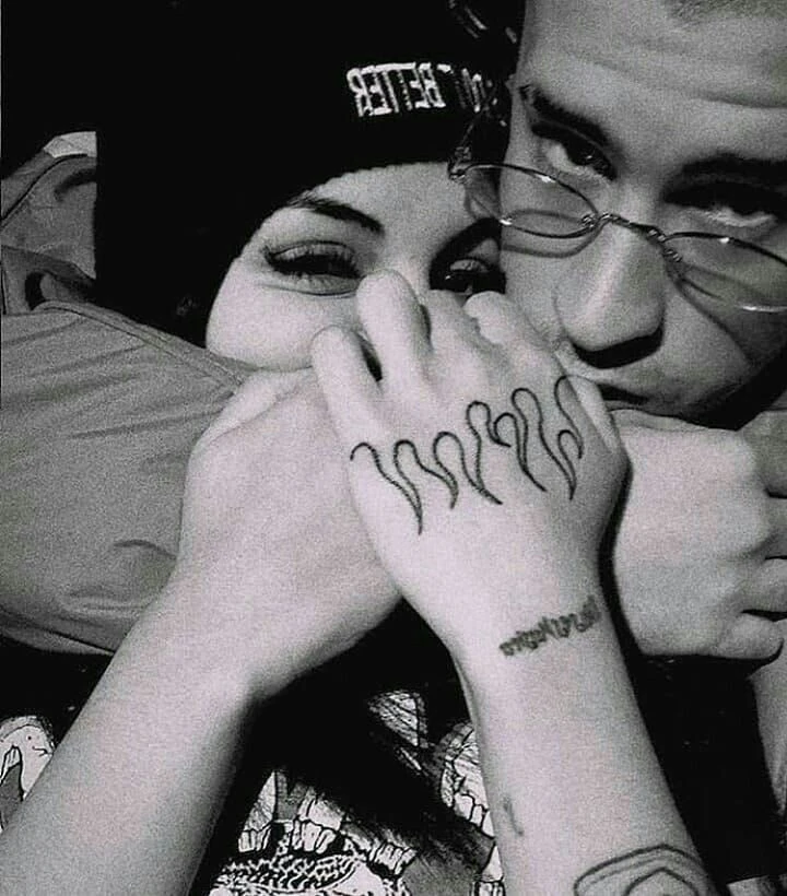 Cazzu y Bad Bunny mantuvieron una breve relación hasta el 2018.