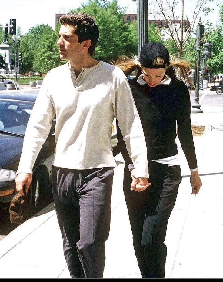 Love story: la reconstrucción minuto a minuto del trágico accidente de John Kennedy Jr. y Carolyn Bessette