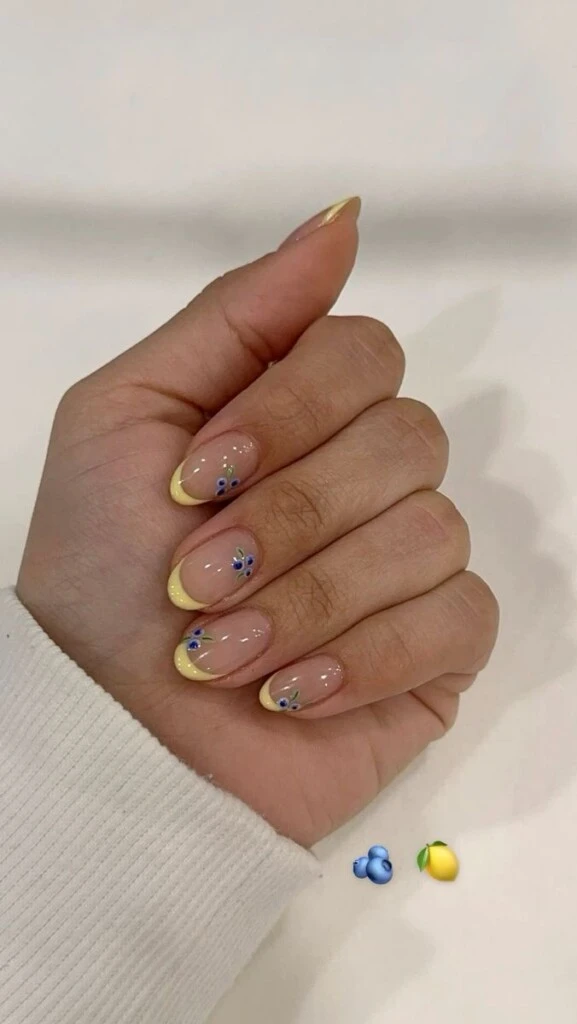 Es una manicura bien vanguardista.