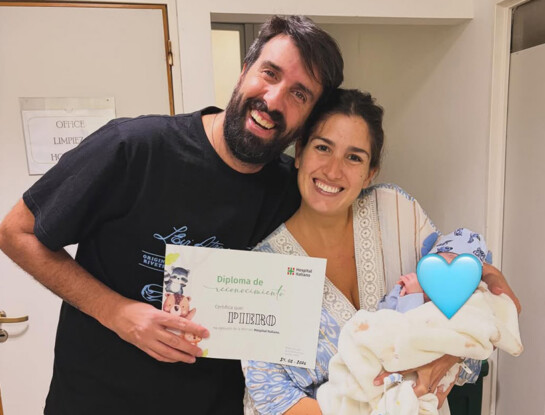 El periodista Flavio Azzaro fue papá y reveló el susto que vivieron antes del alta de su bebé