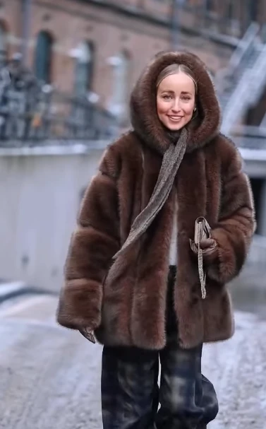 Los abrigos de piel siguen siendo tendencia