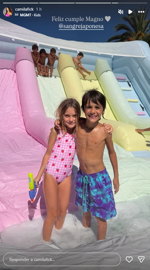 Magnolia junto a uno de sus amiguitos. 