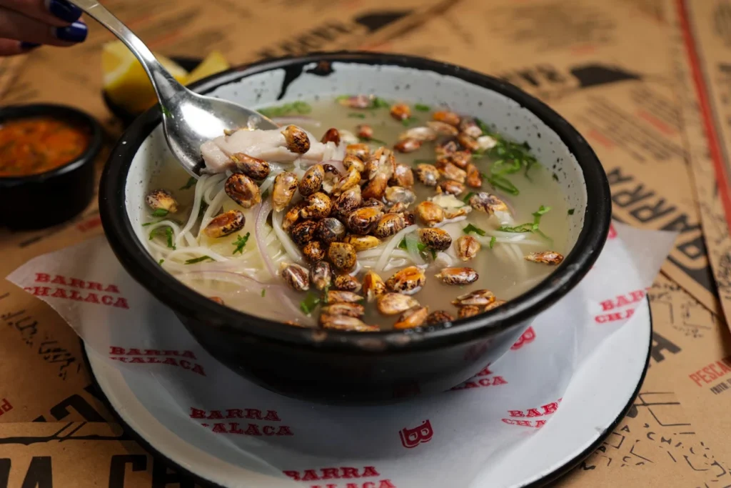 Ceviche en Barra Chalaca