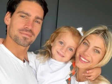 Las fotos del primer día de jardín de Vita, la hija de Cande Ruggeri