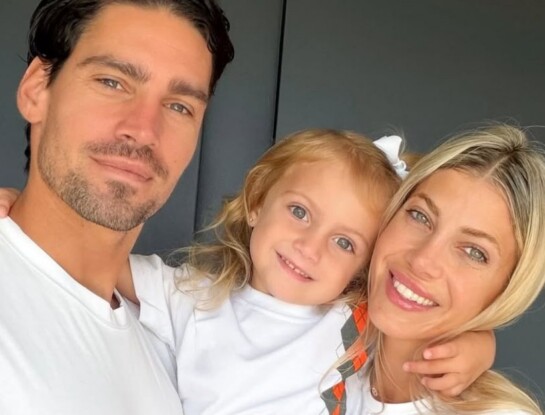 Las fotos del primer día de jardín de Vita, la hija de Cande Ruggeri