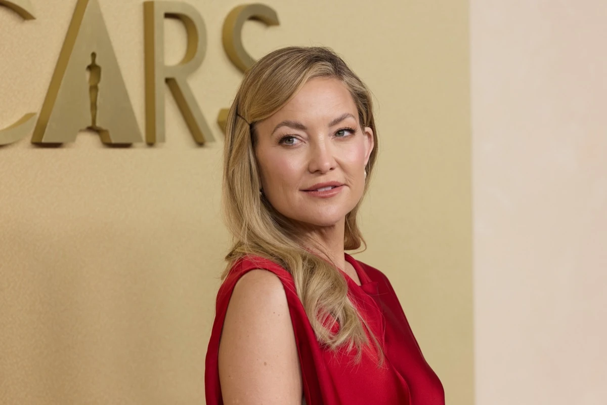 Vidriera: de Leonardo Di Caprio, Emma Stone y Timothée Chalamet, los looks de las estrellas de Hollywood en la Cena de Nominados al Oscar 