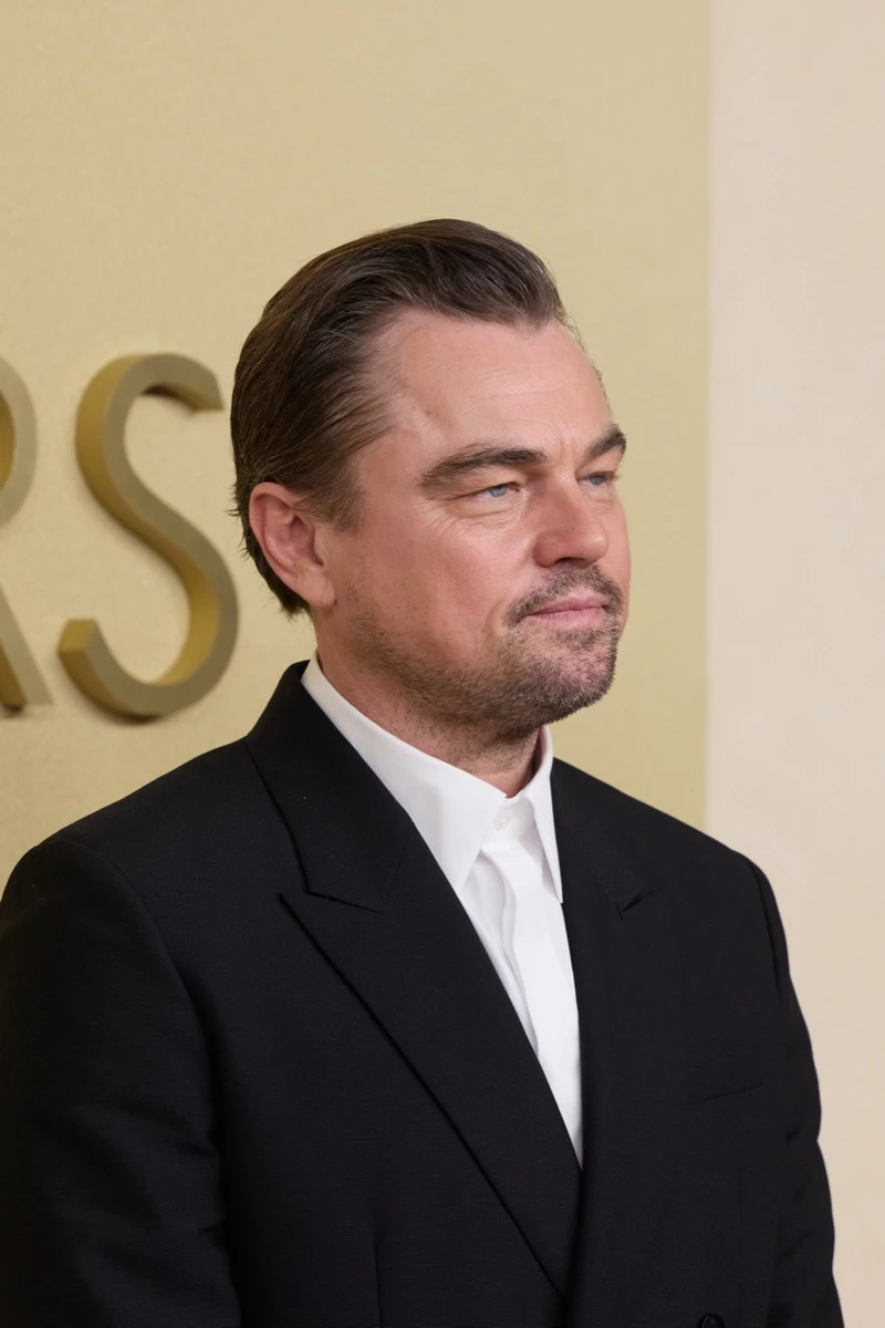 Vidriera: de Leonardo Di Caprio, Emma Stone y Timothée Chalamet, los looks de las estrellas de Hollywood en la Cena de Nominados al Oscar 