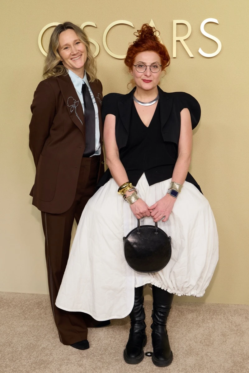 Vidriera: de Leonardo Di Caprio, Emma Stone y Timothée Chalamet, los looks de las estrellas de Hollywood en la Cena de Nominados al Oscar 