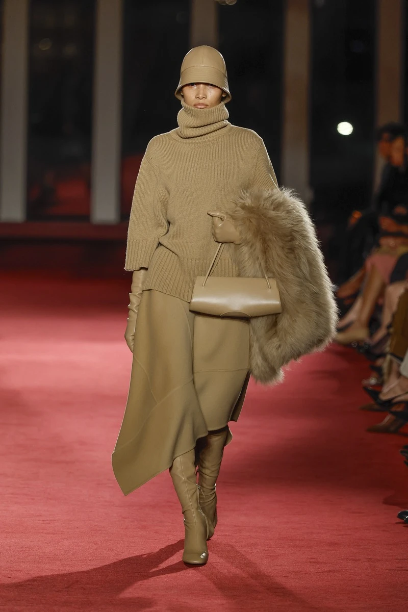 Michael Kors en el Met: el triunfo de la elegancia funcional y el regreso del estilo "uptown"