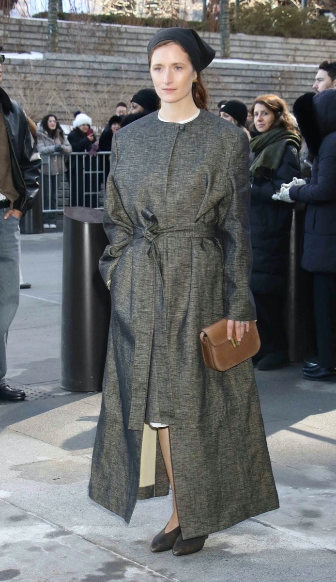 de Dakota Johnson a Lily Collins, los famosos en el desfile de Calvin Klein en la NYFW