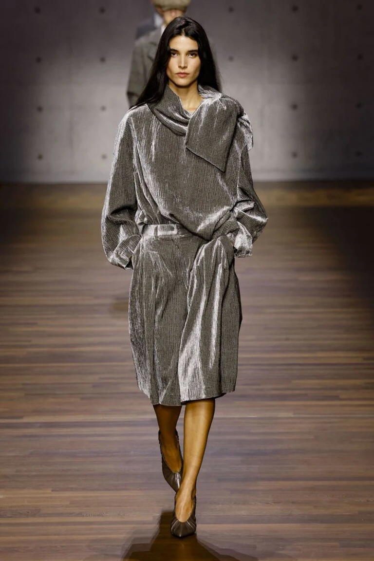 Desfile Emporio Armani colección otoño/ invierno 2026/ 27