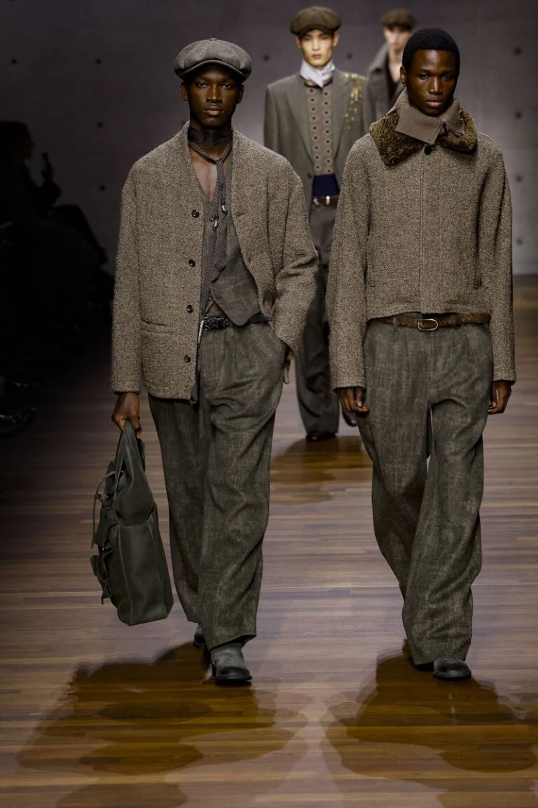 Desfile Emporio Armani colección otoño/ invierno 2026/ 27