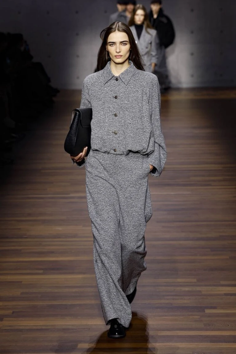 Desfile Emporio Armani colección otoño/ invierno 2026/ 27