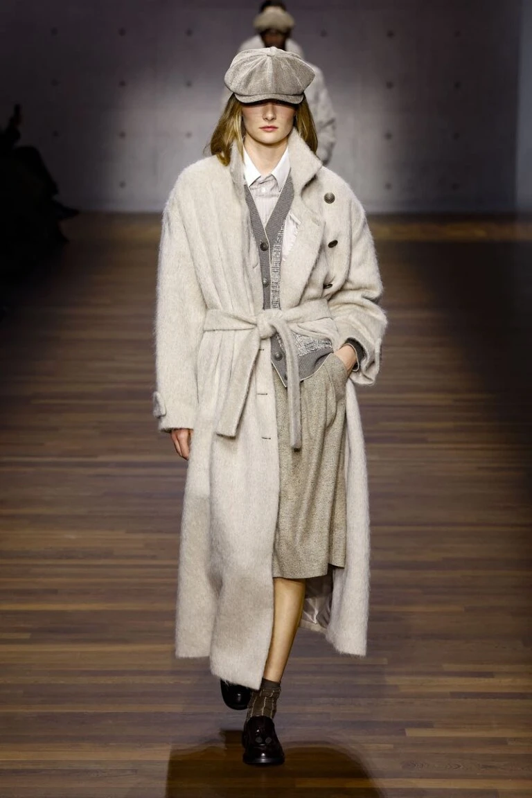 Desfile Emporio Armani colección otoño/ invierno 2026/ 27