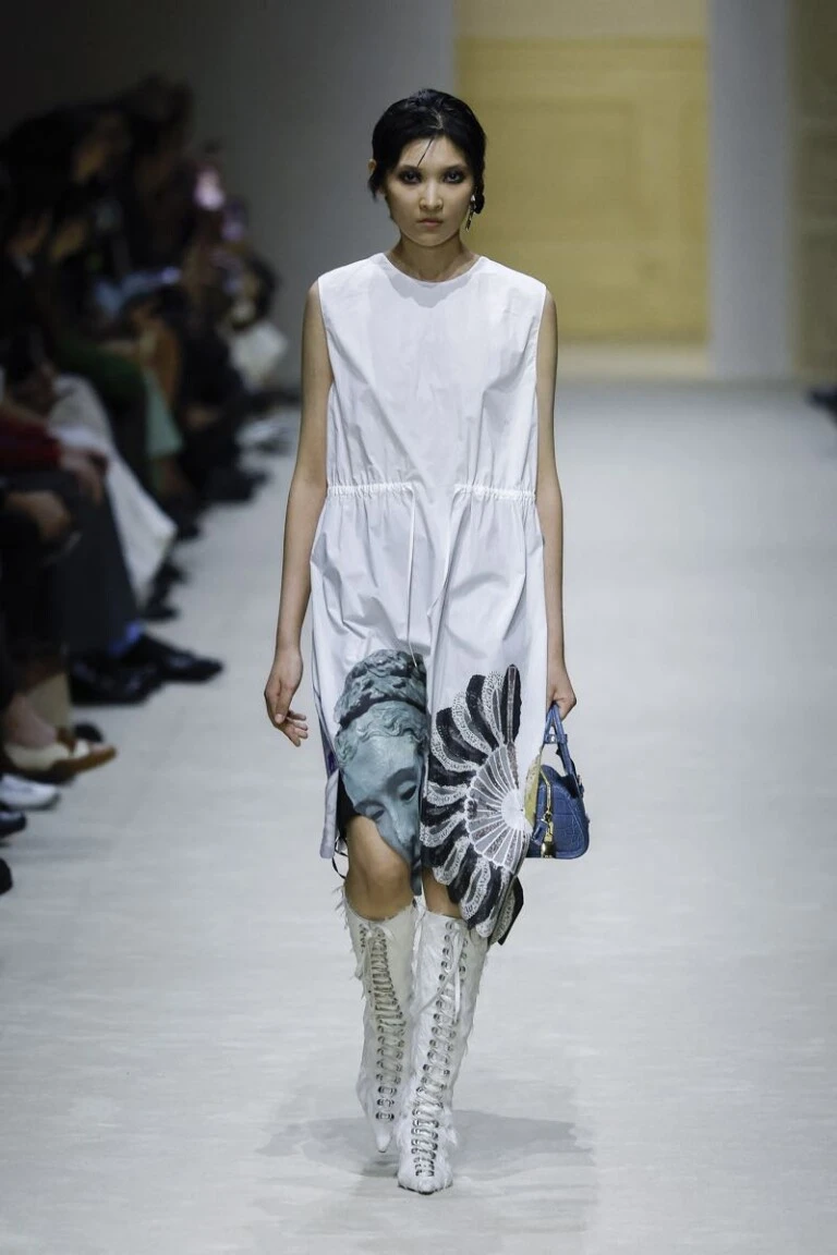 Desfile Prada , otoño invierno 2026/27