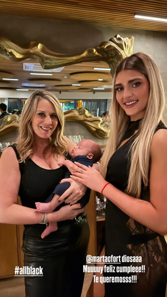 Minutos después, llegó el mensaje dedicado a Marta.