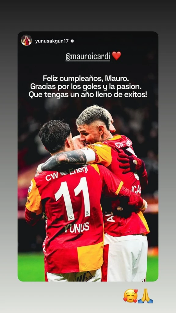 Fotos en entrenamientos y postales con compañeros dejaron en claro el reconocimiento que tiene tanto dentro como fuera del campo de juego.