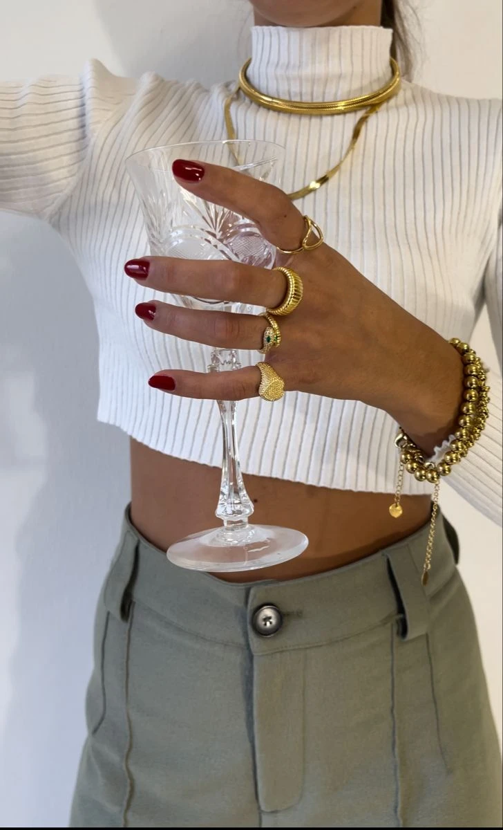 Cómo combinar joyas: claves para looks de invierno 2026