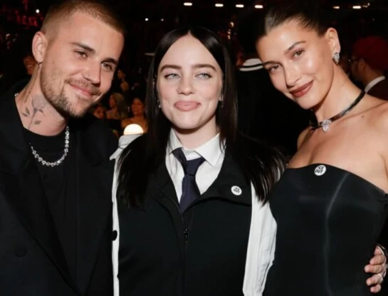 La historia detrás de los pines que llevaron Justin Bieber, Hailey y Billie Eilish