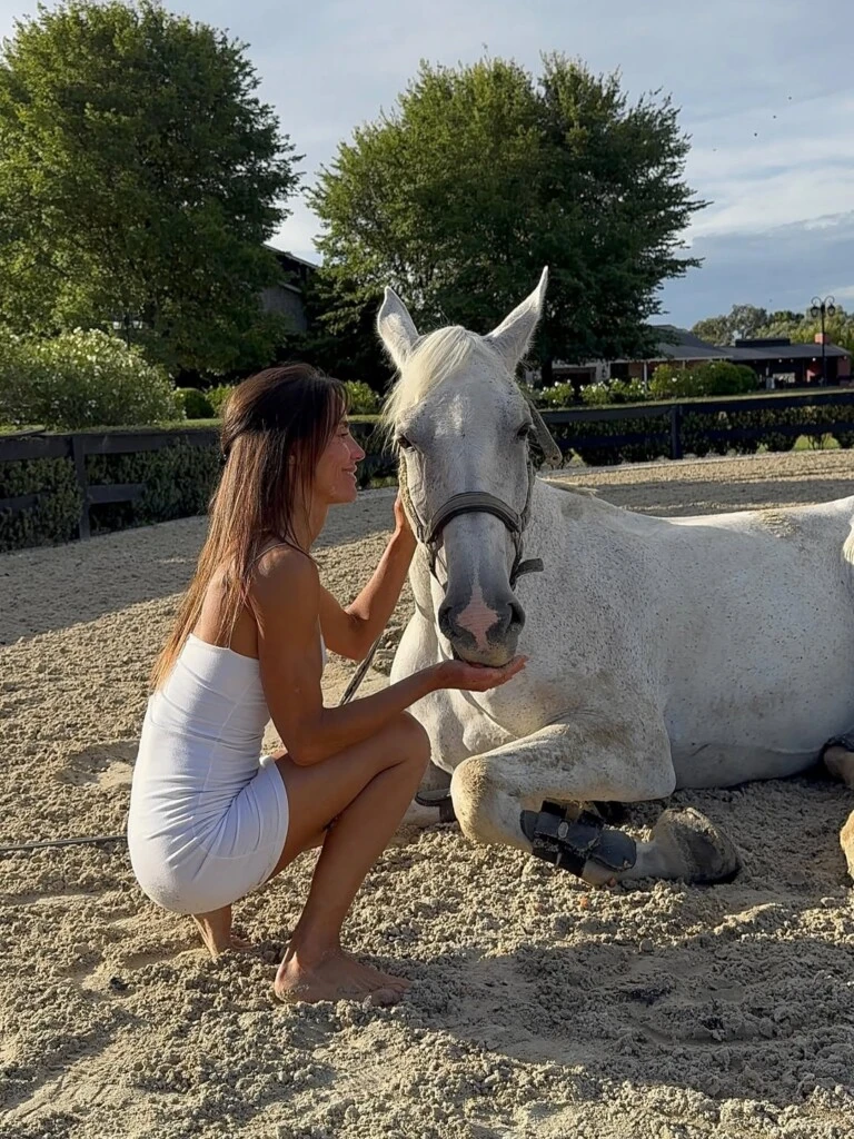 En medio de especulaciones y versiones sobre su ruptura, la modelo optó por mostrarse serena y enfocada en lo que le hace bien.