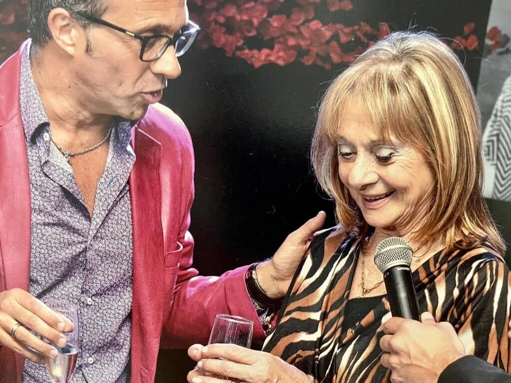 Sergio Lapegüe con su mamá