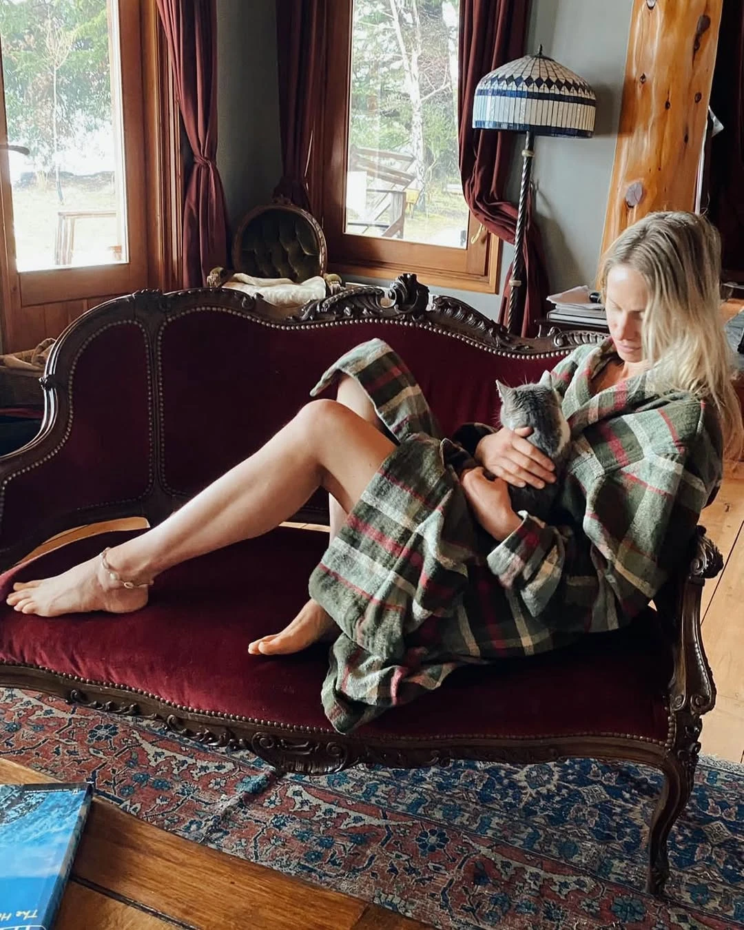 Así es la casa rústica de Carola del Bianco y Paquito Mayorga en Villa La Angostura