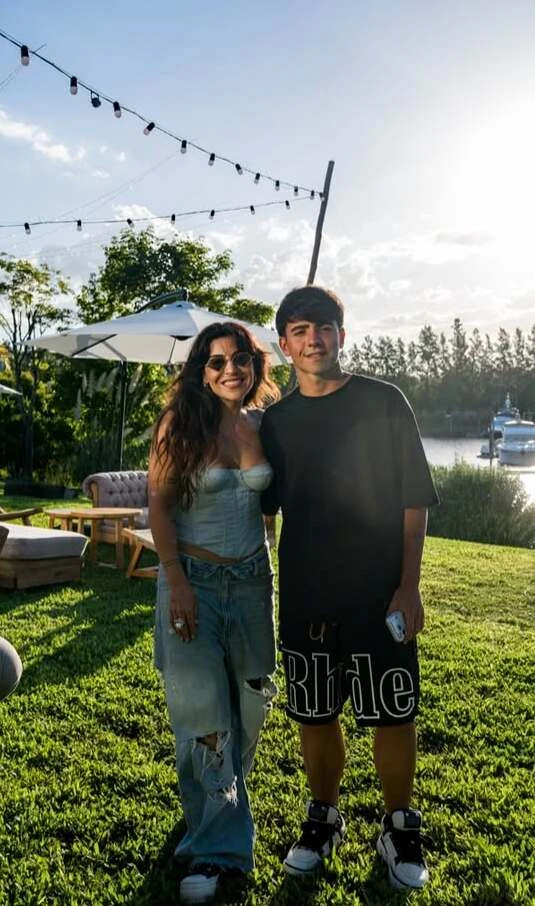 Gianinna Maradona y su hijo Benjamín. Fotos: IG.