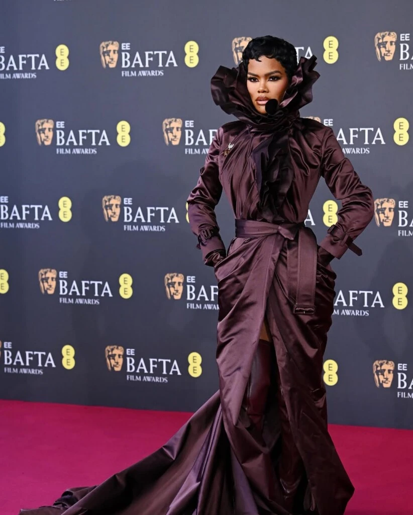 de Emma Stone a Kate hudson, los mejores looks de los BAFTA 2028 DESTACADA