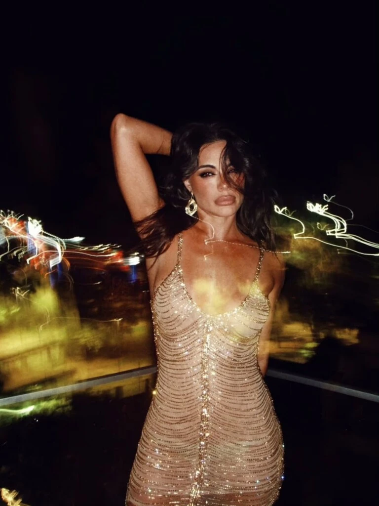 El look de Emilia Attias. Foto: IG