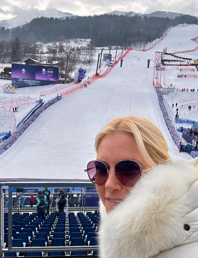 Con cada publicación, la modelo dejó en claro la importancia del apoyo familiar en los grandes hitos deportivos.