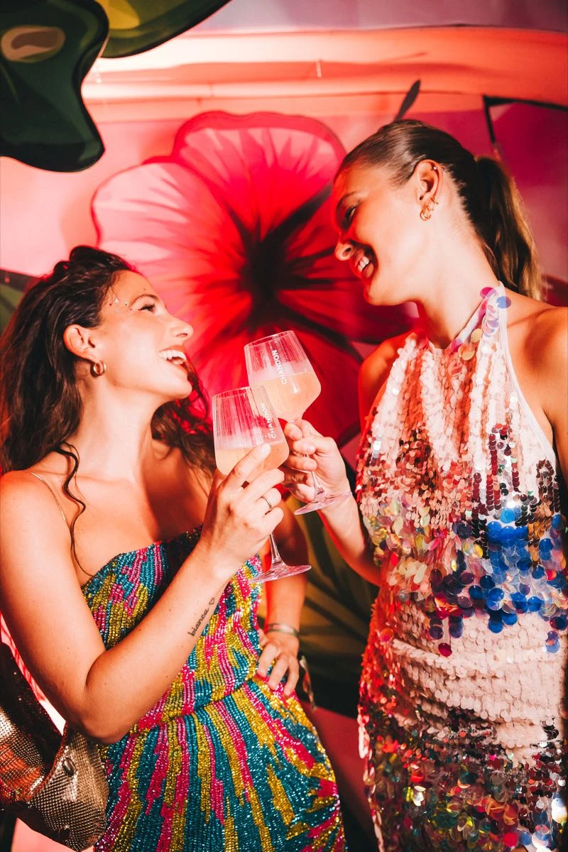 Tefi Russo y Zuzu Coudeu a puro brillo en el Carnaval de Rio