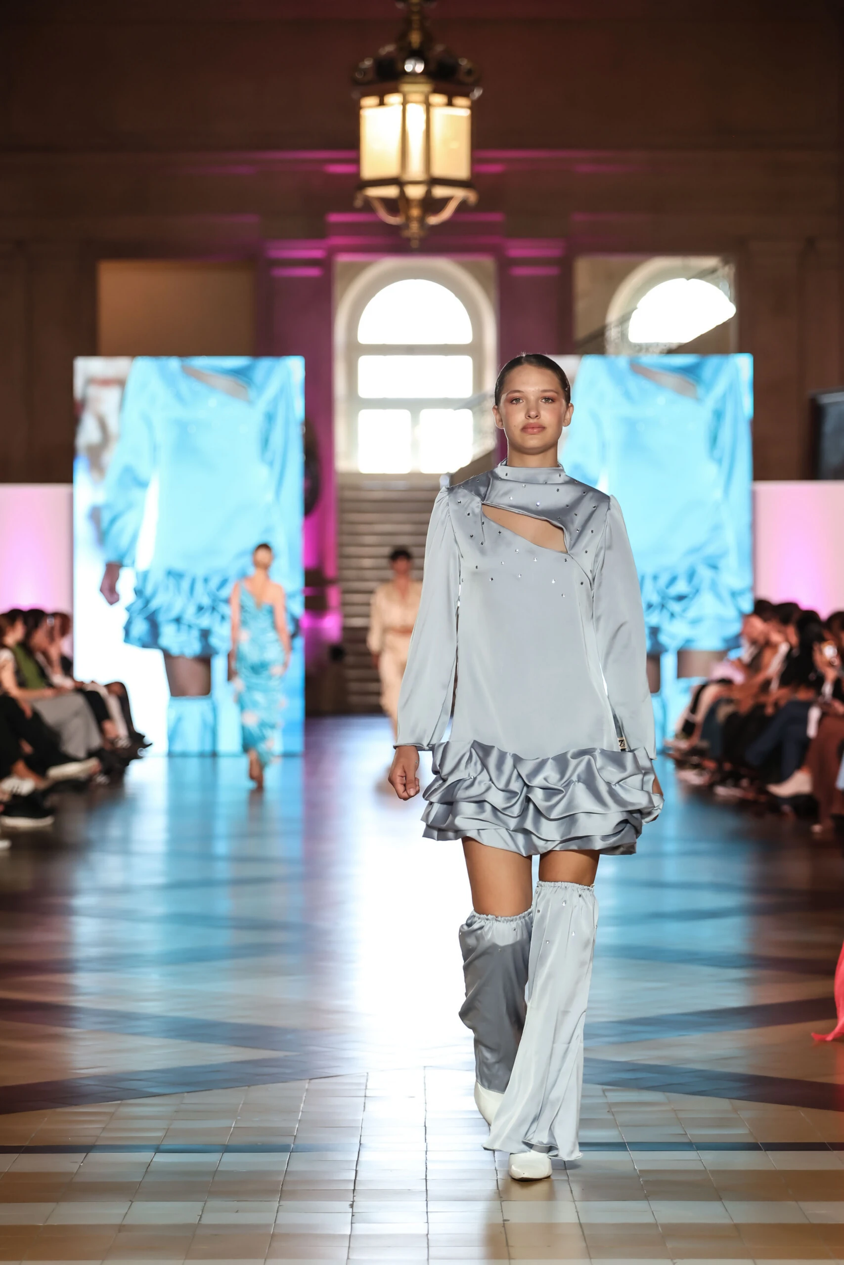 Desfile de Ariana Stoll.