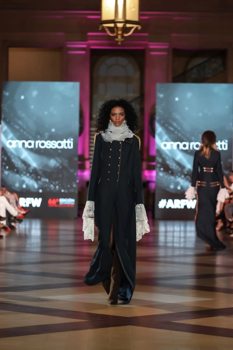 Desfile Anna Rossatti.