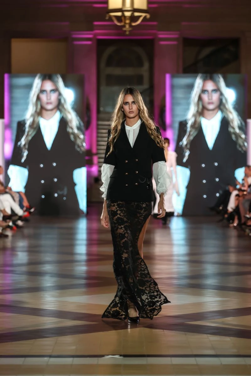 Desfile Anna Rossatti.