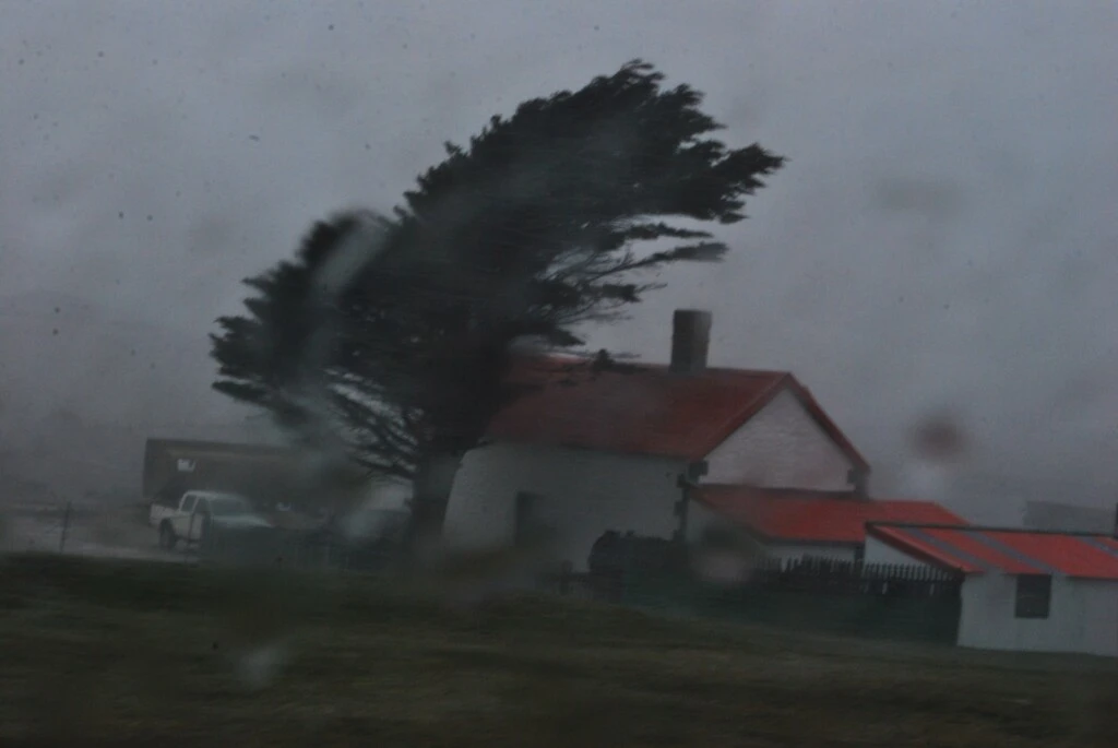 Casas aisladas y mucho viento. La imagen que captó la cámara de María