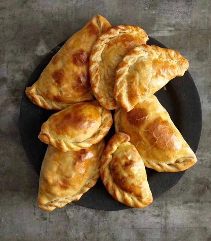Empanadas de carne cortada a cuchillo. Foto: Pinterest