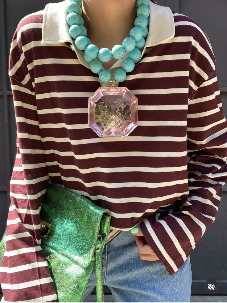 el collar de cuentas a la vincha de carey, cómo llevar los accesorios del otoño invierno 2026