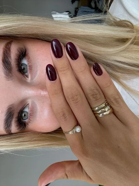 La manicura clásica que más eligen las famosas y que vas a querer usar este otoño