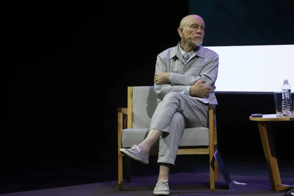 Además de la cálida charla que brindó, la distinción como huésped de honor fue uno de los momentos más destacados de la jornada. 