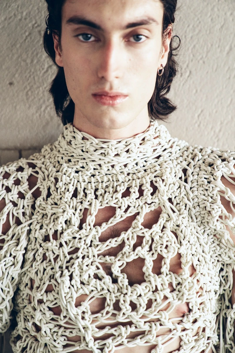 BAFWEEK otoño invierno 2026: Velasco celebró sus 15 años con una performance que rinde culto a la herencia guaraní