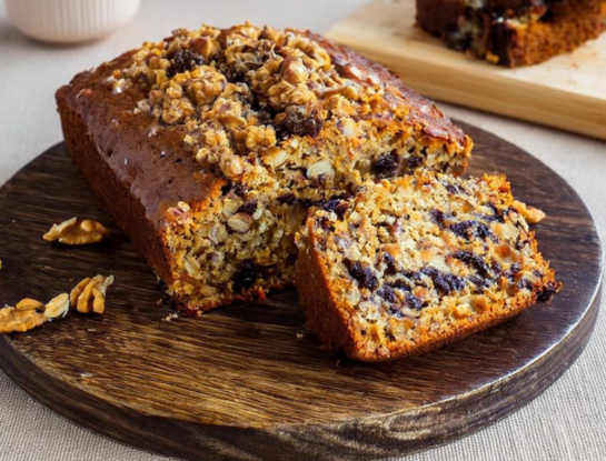 Budín con chocolate, nueces y naranja: receta simple y deliciosa para el fin de semana