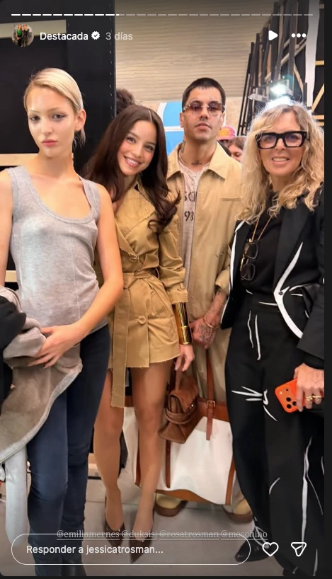 La modelo Rosa , Emilia Mernes, Duki y Jessica Trosman en Milán.