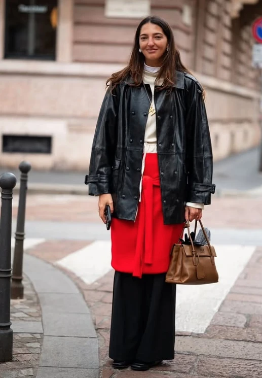 Rojo y negro, la combinación del invierno.