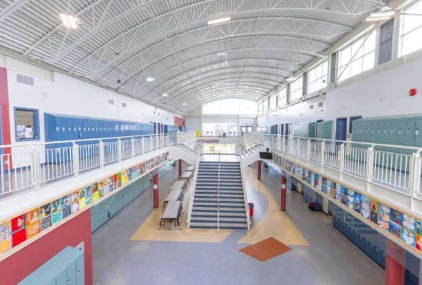 Por qué Luisana Lopilato y Michael Bublé eligieron una escuela pública para sus hijos en Canadá