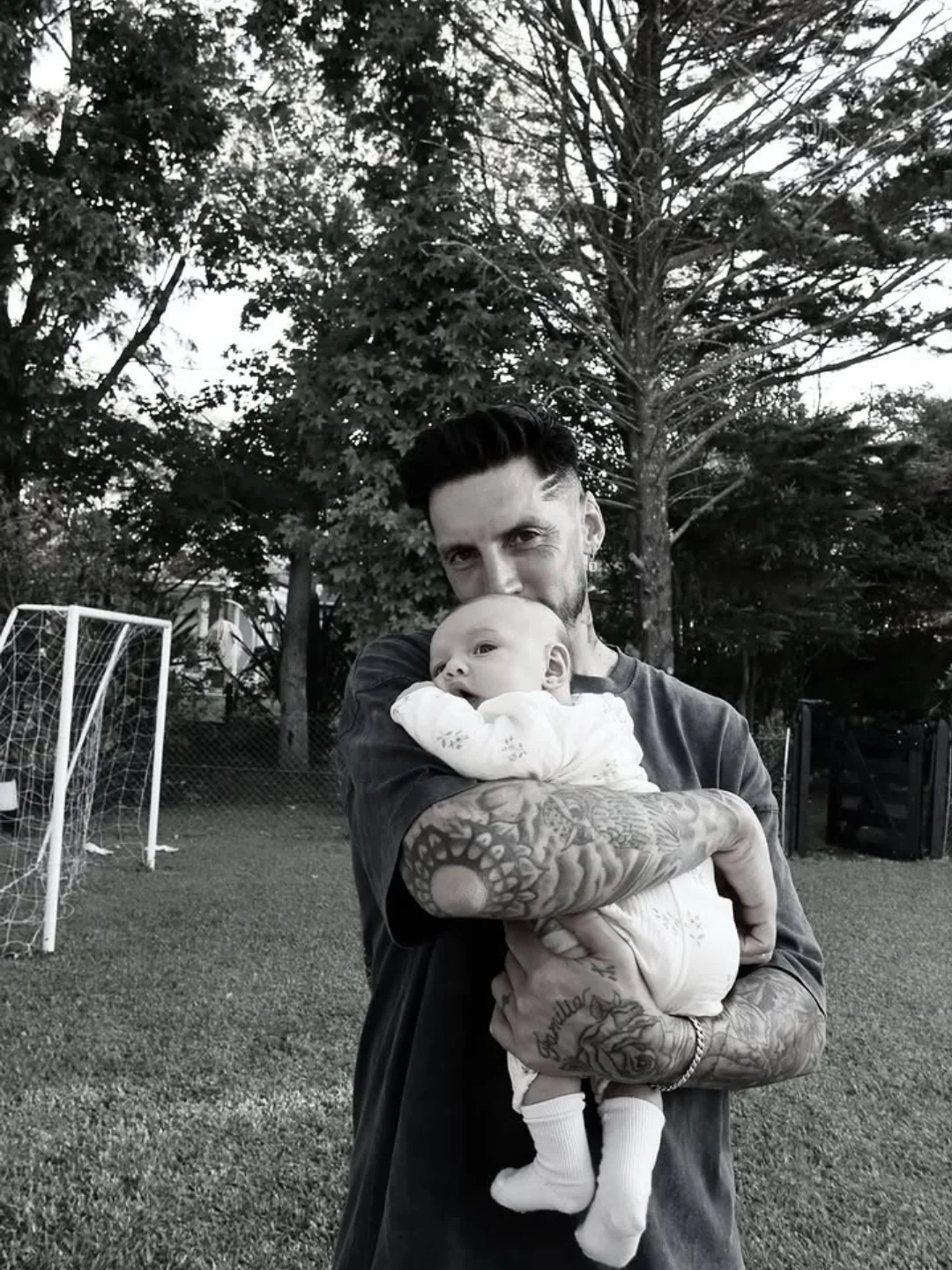 José Sosa con su hija, Aitana.