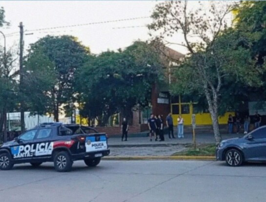 "Hay chicos desaparecidos": cómo se vivió el ataque en la escuela de San Cristóbal, en Santa Fe