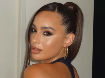 Flor Jazmín Peña y su impactante look negro para un casamiento: sensual y sofisticado