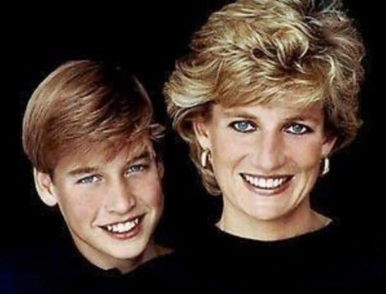 El príncipe William recordó a Lady Di con una foto inédita en el Día de la Madre